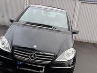 Gebraucht Mercedes 200 144 PS (105 kW) 2005 Schwarz Kleinwagen
