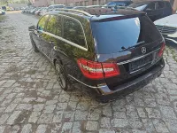 Second-hand Mercedes E300 Avantgarde 231 CP (169 kW) 2011 Maro Break
