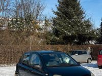 Gebraucht Toyota Yaris 68 PS (50 kW) 2003 Grün Kleinwagen