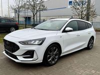 Gebraucht Ford Focus ST-Line 155 PS (114 kW) 2022 Frostweiß Kombi