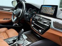 Gebraucht BMW 520 Sport Line 190 PS (139 kW) 2017 Schwarz Limousine