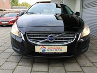 Gebraucht Volvo V60 Momentum 114 PS (83 kW) 2011 Schwarz Kombi