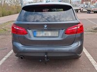 Gebraucht BMW 218 Active Tourer 150 PS (110 kW) 2015 Grau Van / Kleinbus