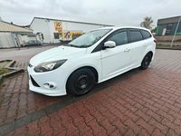 Gebraucht Ford Focus Individual 140 PS (102 kW) 2014 Weiß Kombi