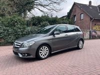 Gebraucht Mercedes B180 122 PS (89 kW) 2012 Grau Van / Kleinbus