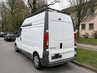 Gebraucht Renault Trafic 90 PS (66 kW) 2013 Weiß Van / Kleinbus