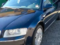 Gebraucht Audi A8 334 PS (245 kW) 2003 Blau Limousine
