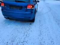 Usata Audi A3 101 CV (74 kW) 2002 Blu Utilitaria