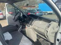 Gebraucht Renault Trafic 90 PS (66 kW) 2010 Weiß Van / Kleinbus