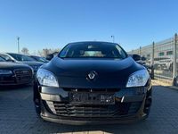 Gebraucht Renault Mégane III 101 PS (74 kW) 2011 Schwarz Kombi