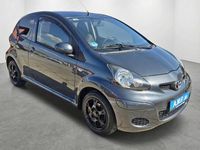 Gebraucht Toyota Aygo 68 PS (50 kW) 2009 Grey metallic Kleinwagen