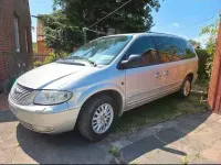Gebraucht Chrysler Grand Voyager Limited 143 PS (105 kW) 2002 Silber Van / Kleinbus