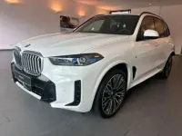 Neu BMW X5 M Sport 298 PS (219 kW) 2026 Alpinweiss uni SUV