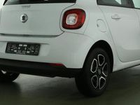 Gebraucht Smart ForFour Passion 71 PS (52 kW) 2016 Weiß Kleinwagen