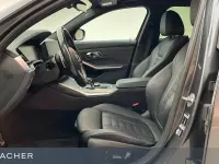 Gebraucht BMW 320 M Sport 184 PS (135 kW) 2022 Grau Limousine