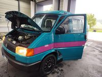 Usado VW Multivan 84 HP (61 kW) 1995 Verde Monovolume