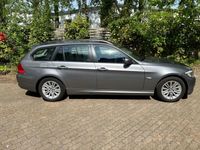 gebraucht BMW 318 d Facelift-Automatik - Temp-AHK- Tüv 03-2026