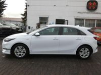 Gebraucht Kia Ceed Vision 160 PS (117 kW) 2023 Weiß Kleinwagen