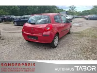 Gebraucht Renault Clio II Authentique 75 PS (55 kW) 2005 Hellrot Kleinwagen