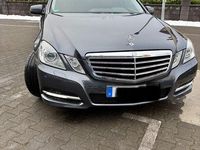 Gebraucht Mercedes 220 170 PS (125 kW) 2010 Grau Limousine