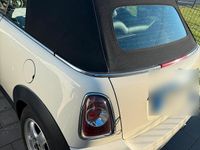 Second-hand Mini Cooper Cabriolet 102 CP (75 kW) 2013 Bej Cabrio