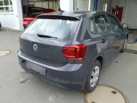 Gebraucht VW Polo Trendline 75 PS (55 kW) 2018 Grau Kleinwagen