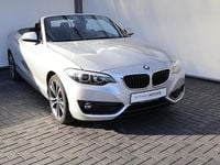 Gebraucht BMW 230 Sport Line 252 PS (185 kW) 2017 Glaciersilber Cabrio