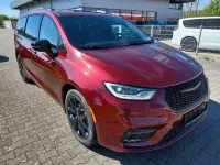 Gebraucht Chrysler Pacifica 287 PS (211 kW) 2023 Rot Van