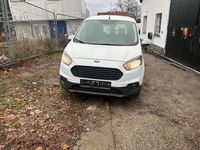 Gebraucht Ford Transit Trend 101 PS (74 kW) 2019 Frostweiß Kombi