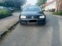 Gebraucht VW Golf IV 75 PS (55 kW) 2002 Schwarz Kleinwagen