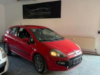 Gebraucht Fiat Punto 77 PS (56 kW) 2011 Rot Kleinwagen
