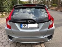 Gebraucht Honda Jazz Trend 102 PS (75 kW) 2017 Grau Kleinwagen