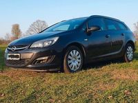 Gebraucht Opel Astra Selection 131 PS (96 kW) 2014 Schwarz Kombi