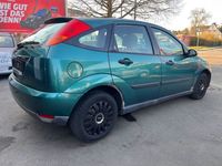 Gebraucht Ford Focus Trend 116 PS (85 kW) 1999 Grün Limousine