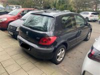 gebraucht Peugeot 307 Presence TÜV 2 jahre läuft unruhig