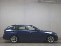 Gebraucht BMW 320 Advantage 190 PS (139 kW) 2021 Blau Kombi