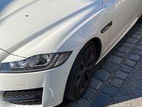 Gebraucht Jaguar XF Pure 179 PS (131 kW) 2017 Weiß Limousine