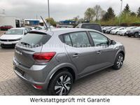 Nowe Dacia Sandero Expression 91 KM (66 kW) 2025 Szary Hatchback