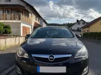 Gebraucht Opel Astra Color Edition 165 PS (121 kW) 2012 Schwarz Limousine