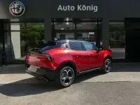 Neu Alfa Romeo Junior Edizione Speciale 145 PS (106 kW) 2026 Rosso brera, dach schwarz SUV