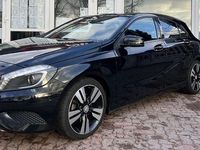 Gebraucht Mercedes 200 156 PS (114 kW) 2013 Schwarz Kleinwagen