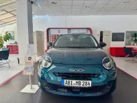 Neu Fiat 600 110 PS (80 kW) 2025 Grün SUV