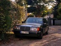 Gebraucht Mercedes 200 122 PS (89 kW) 1990 Braun Kombi
