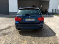 Gebraucht BMW 325 204 PS (150 kW) 2011 Blau Kombi