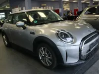 Gebraucht Mini Cooper Essential 136 PS (100 kW) 2023 Silber Kleinwagen