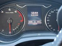 Gebraucht Audi A3 Cabriolet Ambiente 179 PS (131 kW) 2015 Rot Cabrio