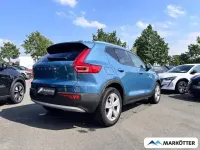 Gebraucht Volvo XC40 Core 163 PS (119 kW) 2023 Fjord blue / metallic SUV