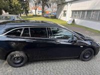 Gebraucht Opel Astra Innovation 136 PS (100 kW) 2019 Schwarz Kombi