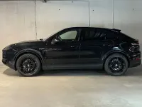 Gebraucht Porsche Cayenne 470 PS (345 kW) 2025 Chromitschwarzmetallic (metallic) SUV