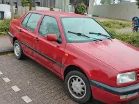 Gebraucht VW Vento 75 PS (55 kW) 1995 Rot Limousine